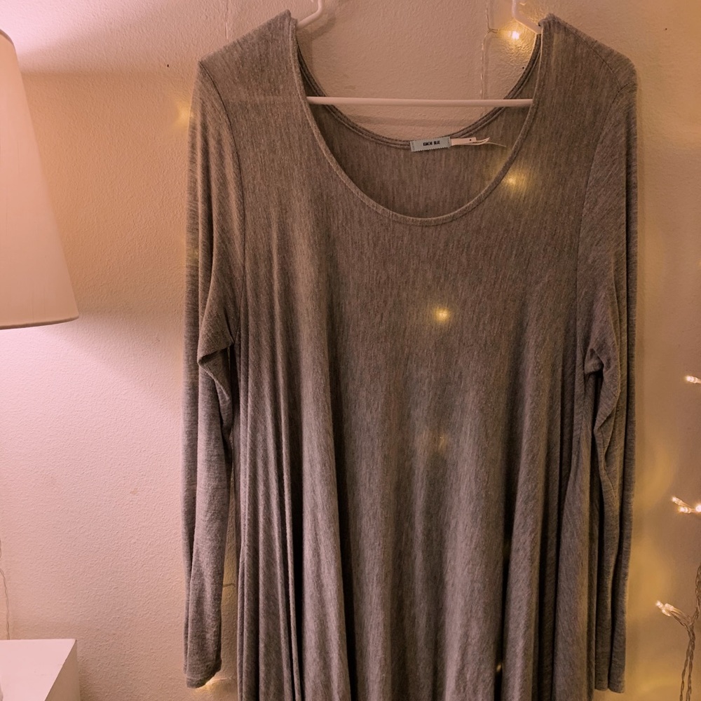 High-Low Grey top